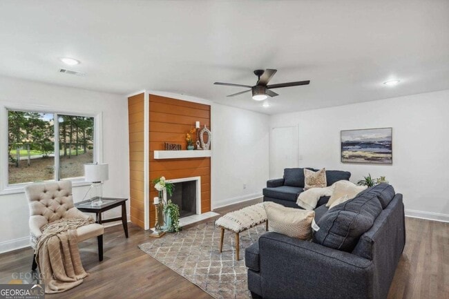 Building Photo - 1650 Joseph E. Boone Blvd NW