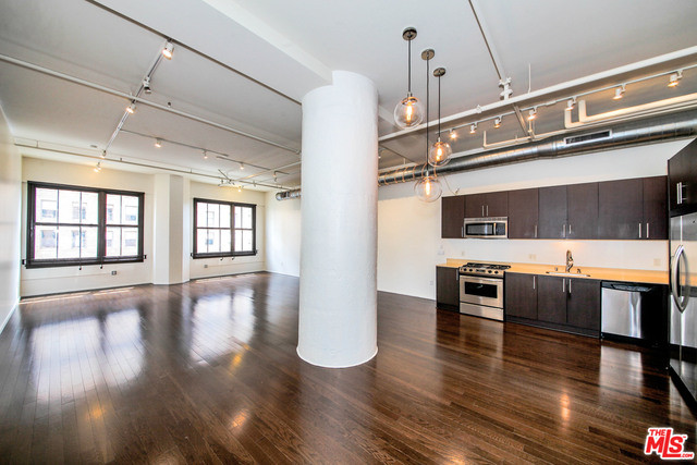 Foto principal - 1645n Vine St