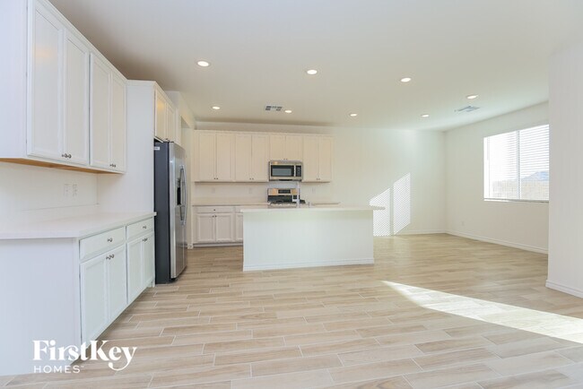 Building Photo - 2950 Moulin Hts St