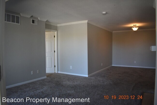 Building Photo - 2 br, 2 bath House - 12288 W. Dorado Place...