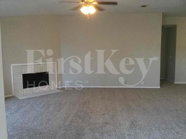 Building Photo - 820 Big Sky Ln