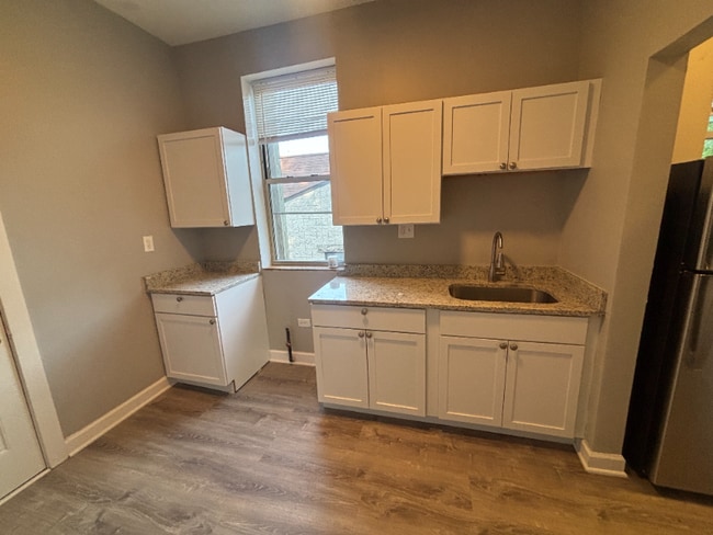 Photo - 634-636 E 44th St Apartment
