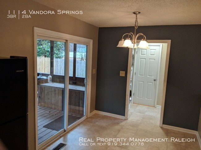 Foto del edificio - 1114 Vandora Springs Rd