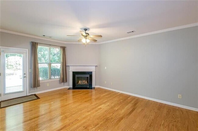 Foto del edificio - 127 Sunset Ln