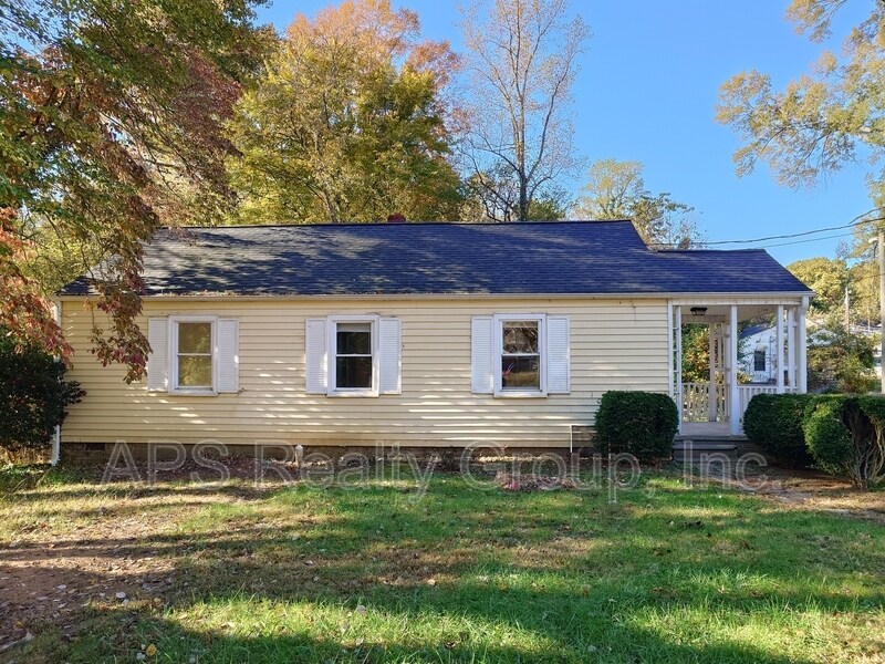 Photo - 3654 Yale Avenue