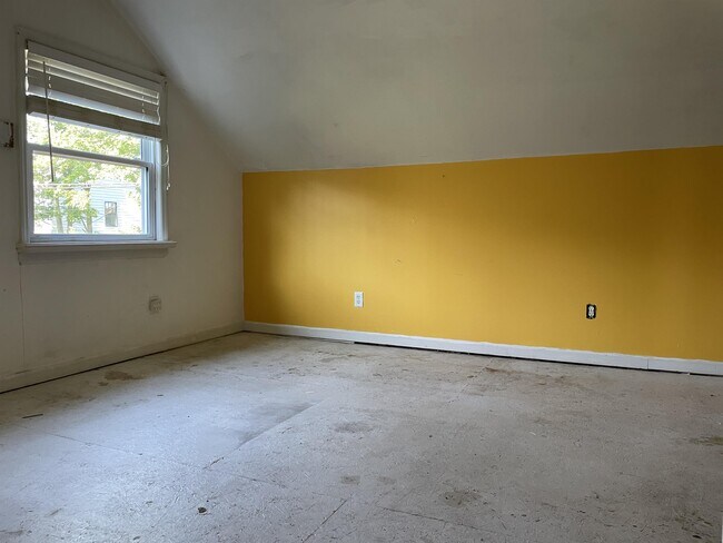 Building Photo - 16 E Itasca St