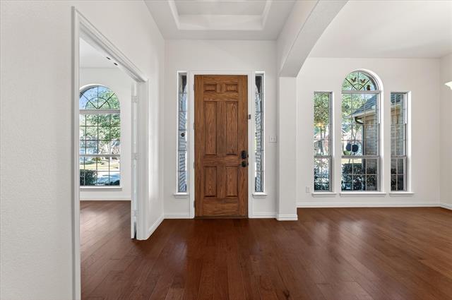 Foto del edificio - 350 Falstaff Dr