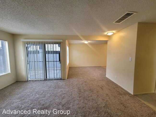 Building Photo - 2 br, 1 bath House - 3523 Mercury St #G