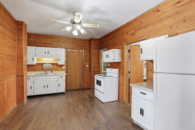 Foto del edificio - 1028 S 14th St