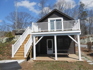 Building Photo - 1-3 Parker Memorial Dr