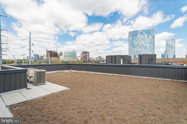 Foto del edificio - 2623 Christian St