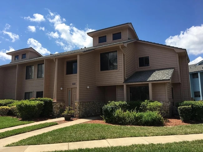 Building Photo - 130 Blue Heron Dr