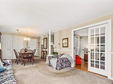 Foto del edificio - 2 Maple Ridge Dr