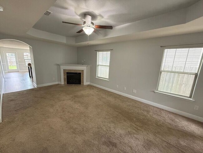 Building Photo - Pensacola - Weatherstone - 3 bedroom, 2 bathroom