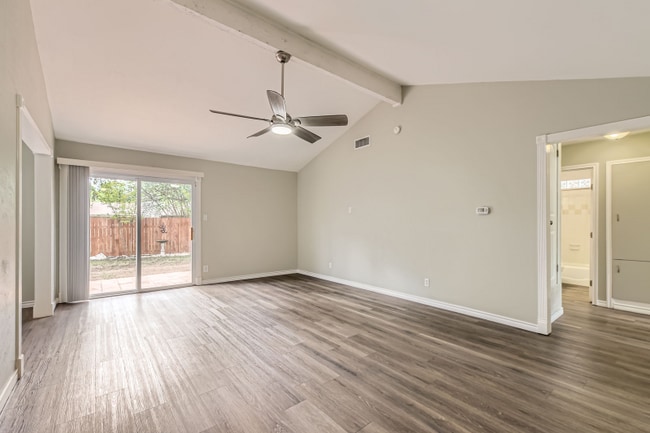 Building Photo - 7801 Wycombe Dr