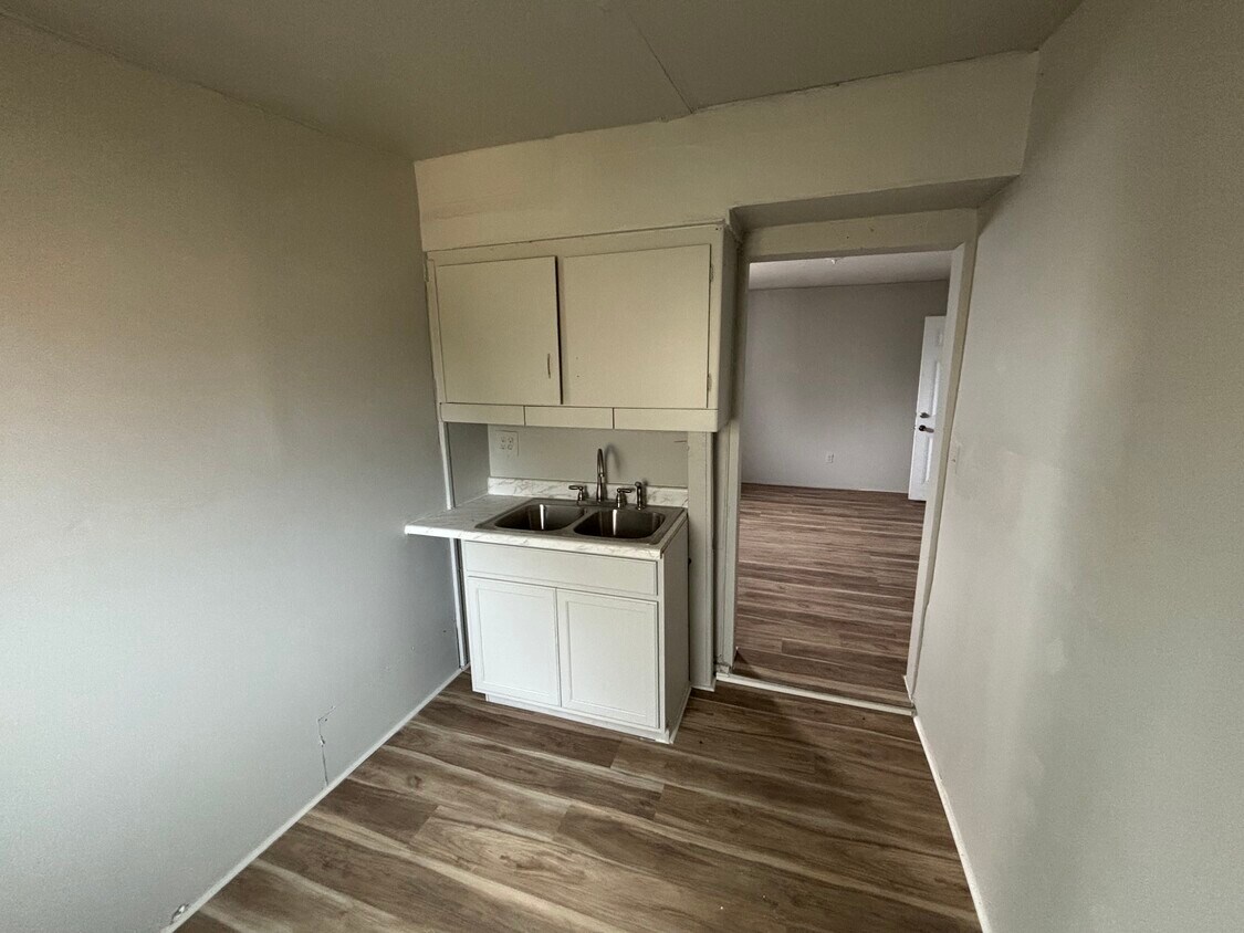 Foto del edificio - 14 E 6th Ave