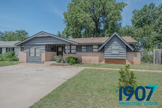 Building Photo - 608 N Janeway Ave