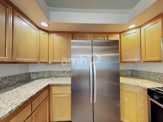 Foto del edificio - 956 W State St