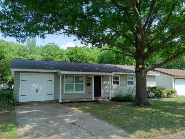 Foto principal - 822 Milam Dr