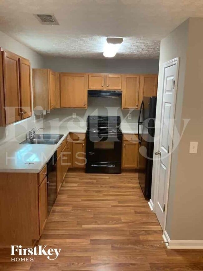 Building Photo - 130 Cobblestone Dr