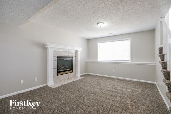 Building Photo - 16411 Slater Ave