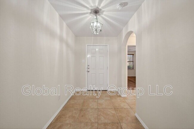 Foto del edificio - 4007 Giverny Ct