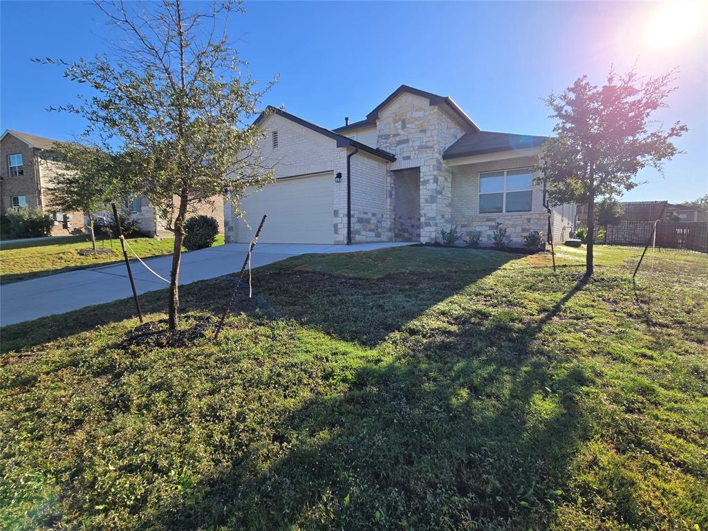 Foto principal - 10501 Gonzales Ranger Pass