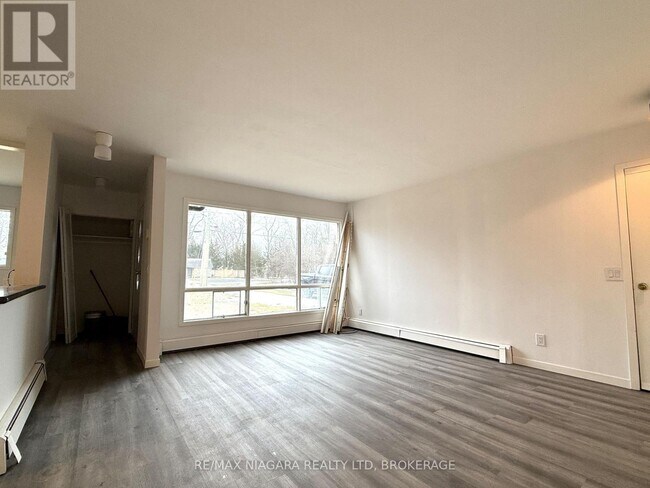 Building Photo - 1544 Stockton Ln