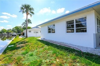 Building Photo - 2829 Shoreview Dr