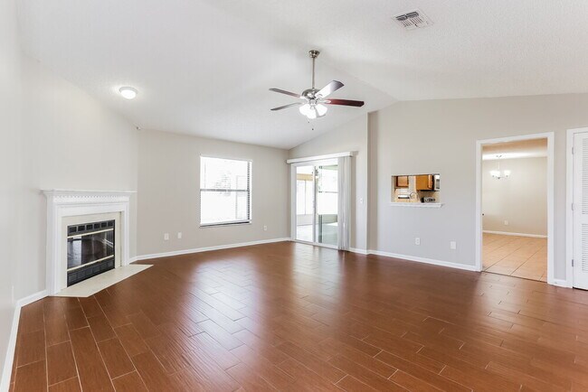 Building Photo - 11690 Cherry Bark Dr W