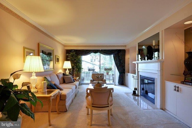 Building Photo - 1630 Rebecca Ct