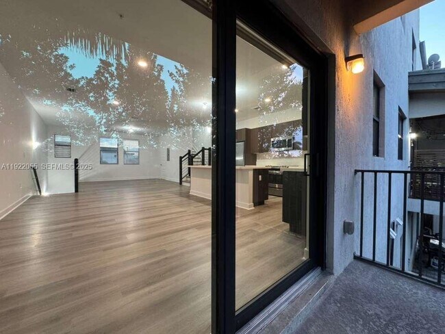 Foto del edificio - 10473 NW 82nd St