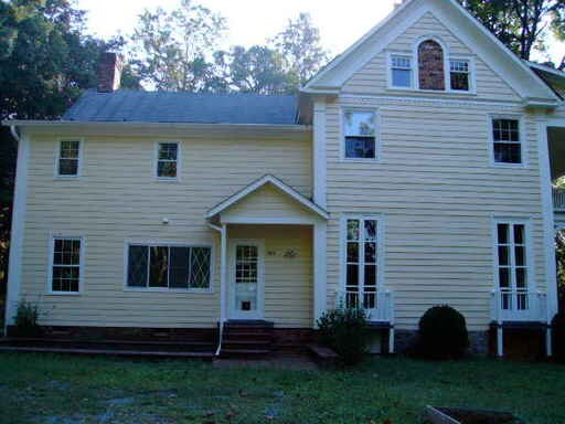 Building Photo - 203 S Cameron St