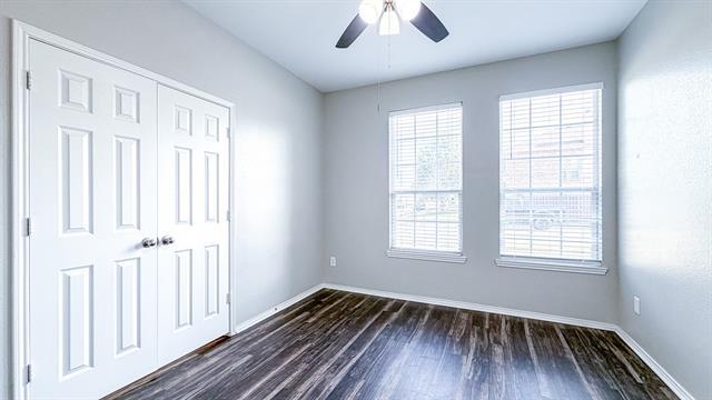 Foto del edificio - 1515 Creek Springs Dr