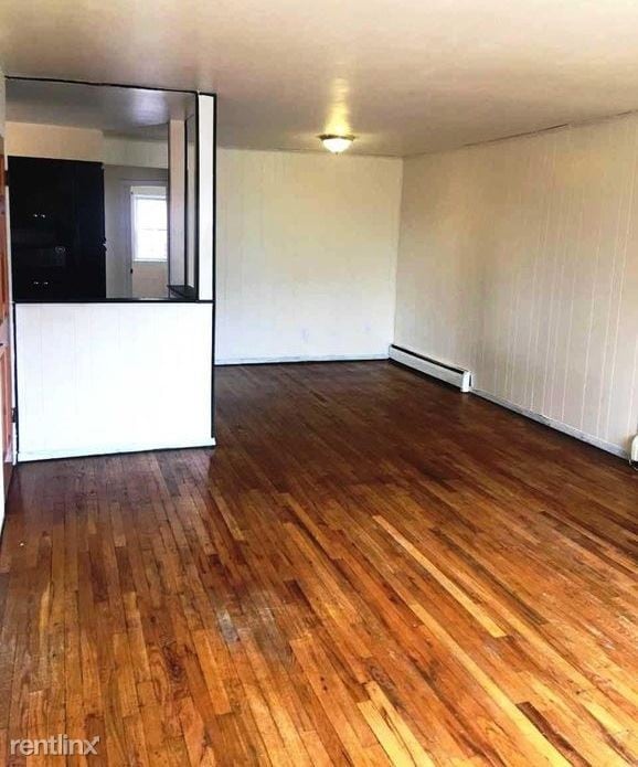 Building Photo - 2 br, 1 bath Apartment - 1 Paerdegat 4th St