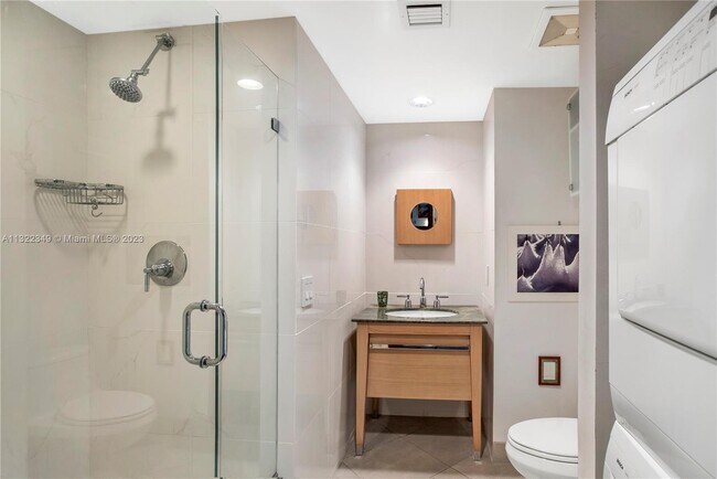 Foto del edificio - 245 Michigan Ave