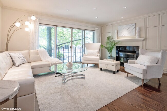 Foto del edificio - 641 W Willow St