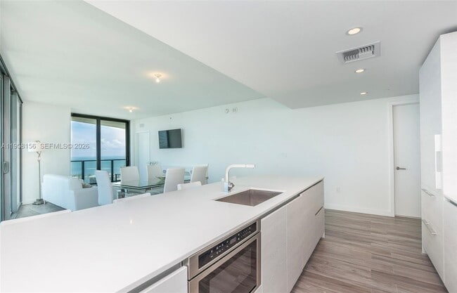 Building Photo - 1300 S Miami Ave