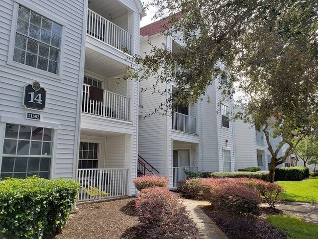 Photo - 1 Bed 1 Bath Third floor condo in Nice Community for Rent in Orlando $1349