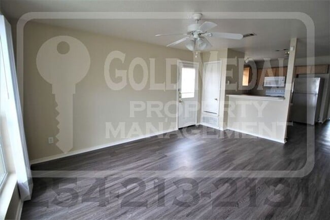 Building Photo - 4205 Alan Kent Dr
