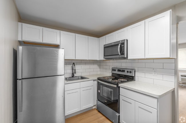 Photo - 319 Columbia Ave Apartment