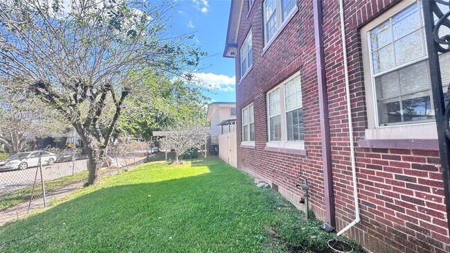 Foto del edificio - 3902 Dallas St