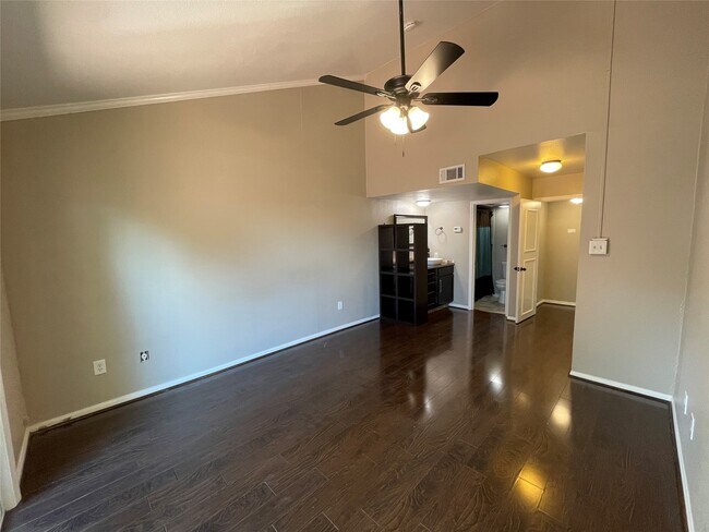 Foto del edificio - 12315 Glenview Dr