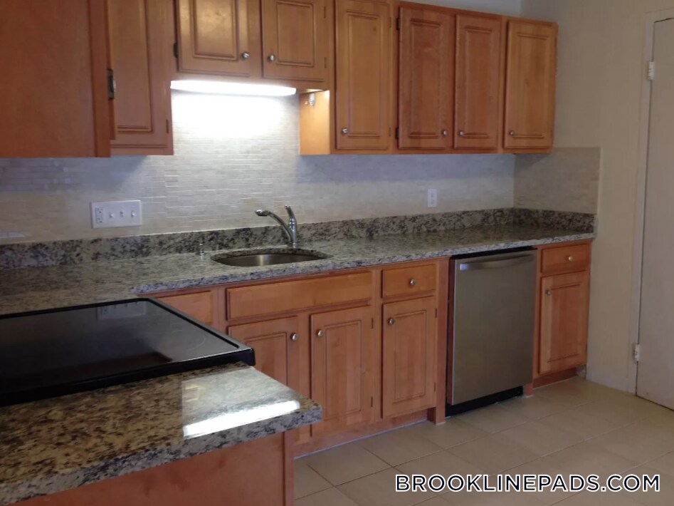 Foto del edificio - 230 Babcock St