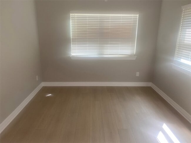 Foto del edificio - 624 Ridgecrest Dr