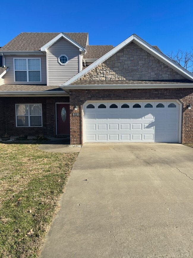 Building Photo - 271 Carmel Valley Way