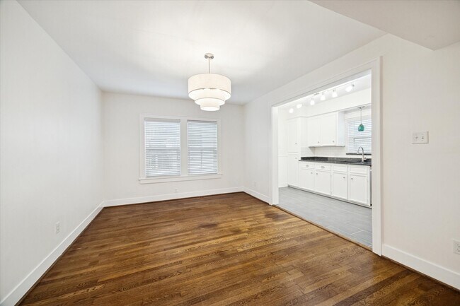 Foto del edificio - 1937 W McKinney St