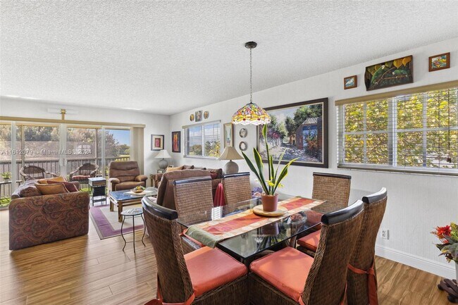 Foto del edificio - 900 SW 125th Way