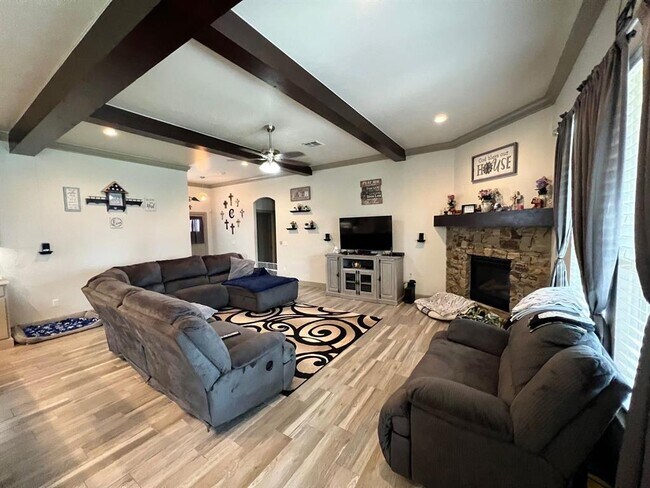 Building Photo - 6516 Bentley Dr