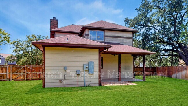 Foto del edificio - 1303 Foster Ave